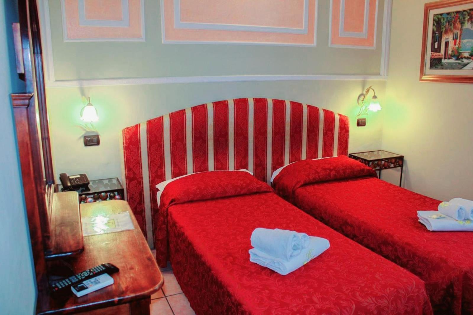 Hotel Sicilia Milano Ngoại thất bức ảnh