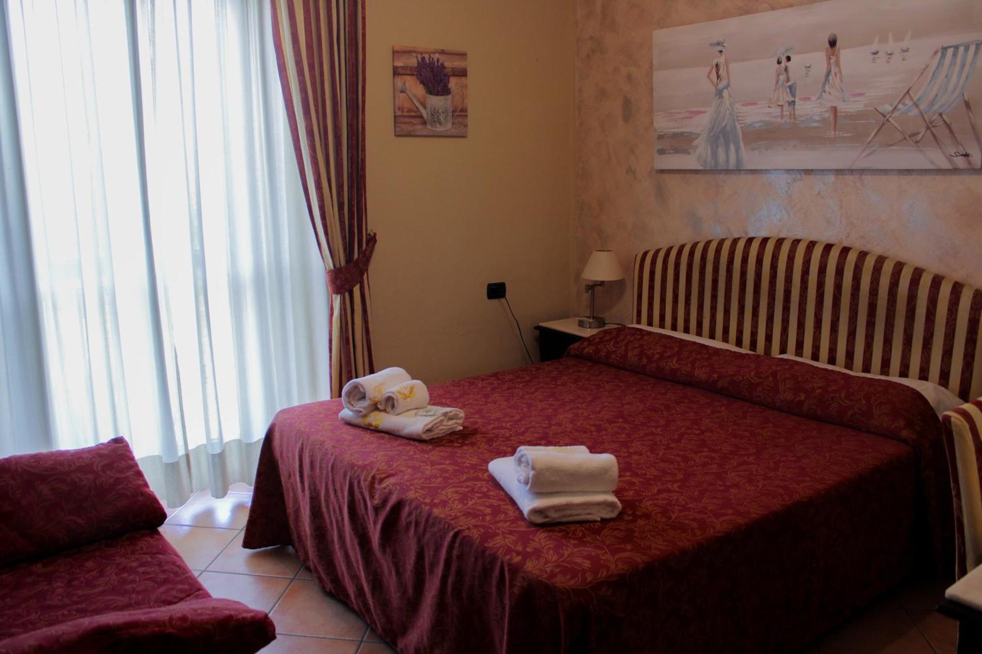 Hotel Sicilia Milano Ngoại thất bức ảnh