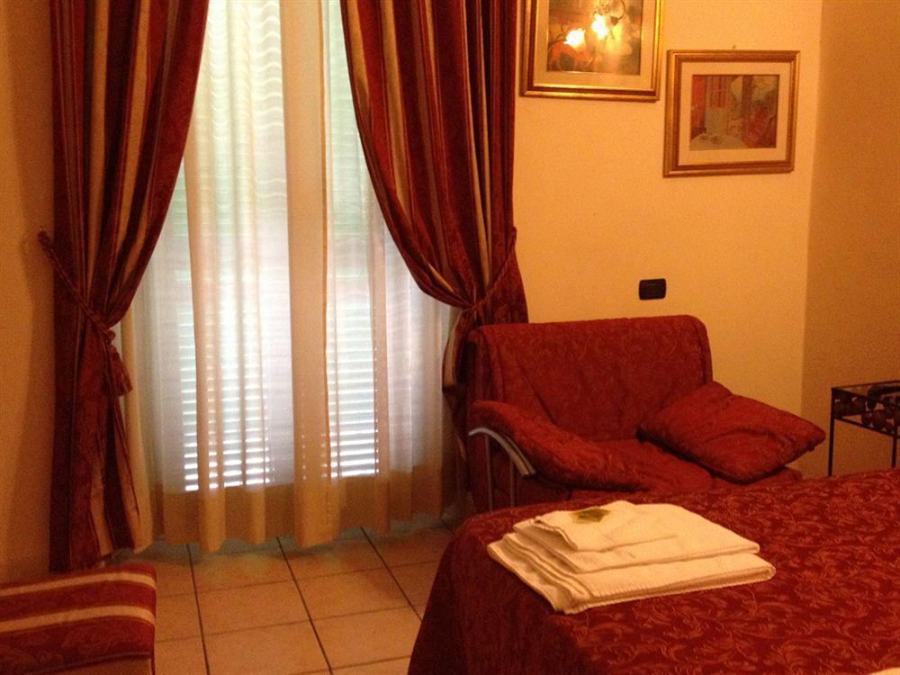 Hotel Sicilia Milano Ngoại thất bức ảnh