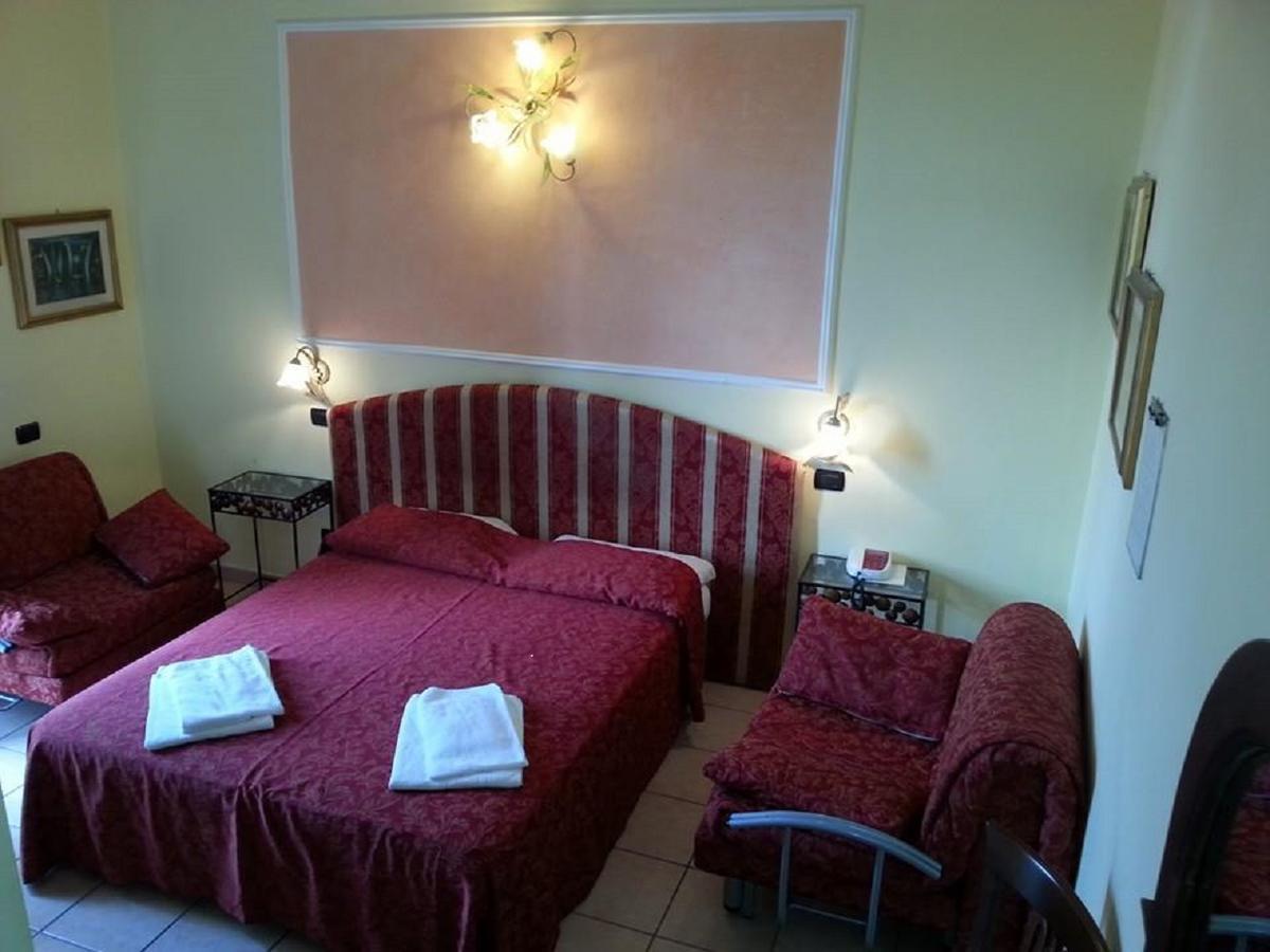 Hotel Sicilia Milano Ngoại thất bức ảnh