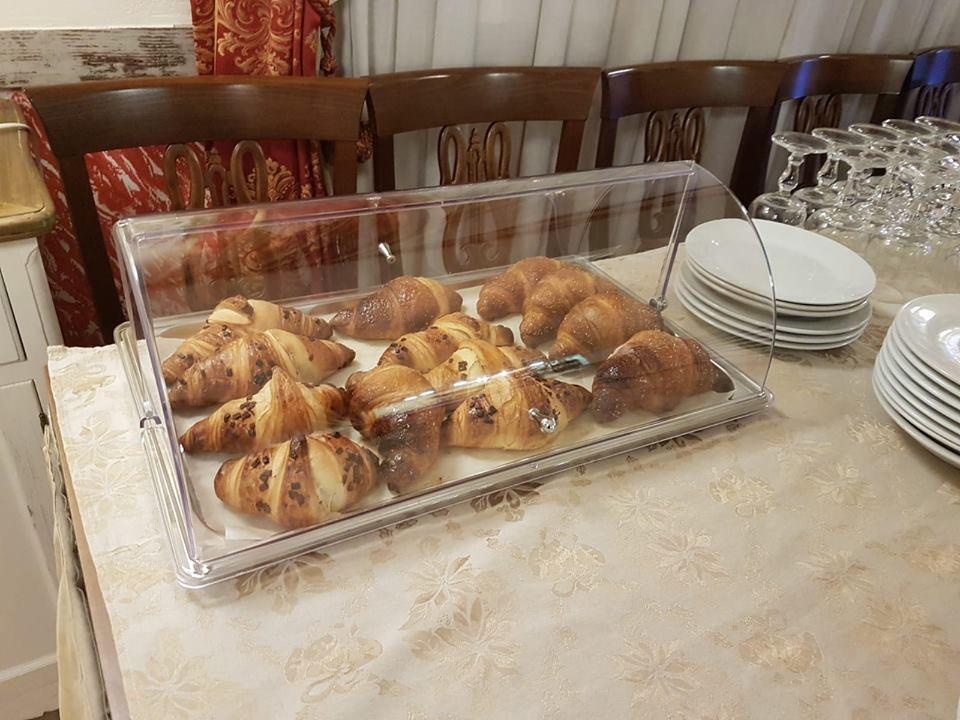 Hotel Sicilia Milano Ngoại thất bức ảnh