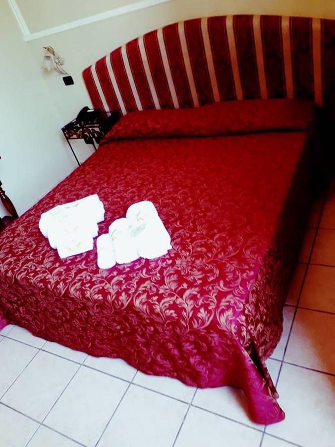 Hotel Sicilia Milano Ngoại thất bức ảnh