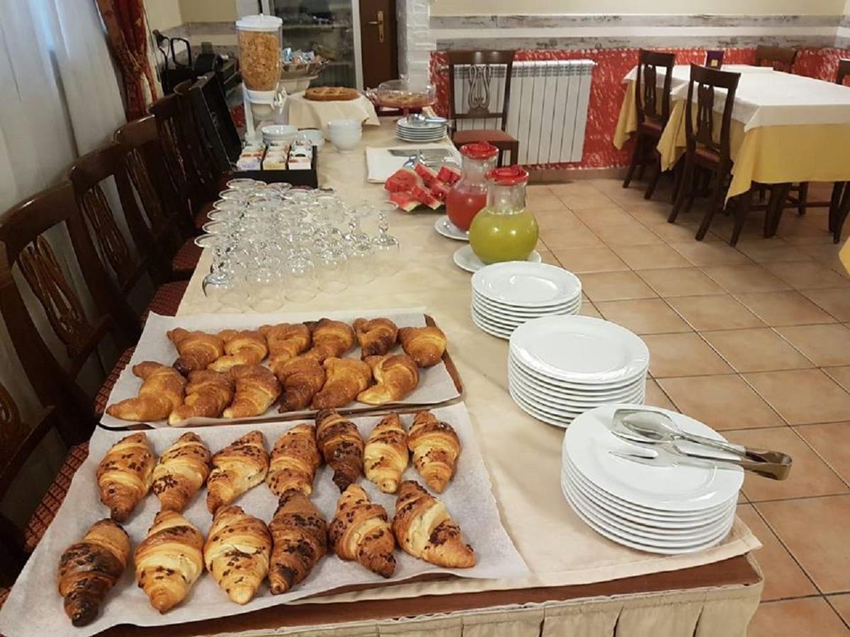 Hotel Sicilia Milano Ngoại thất bức ảnh